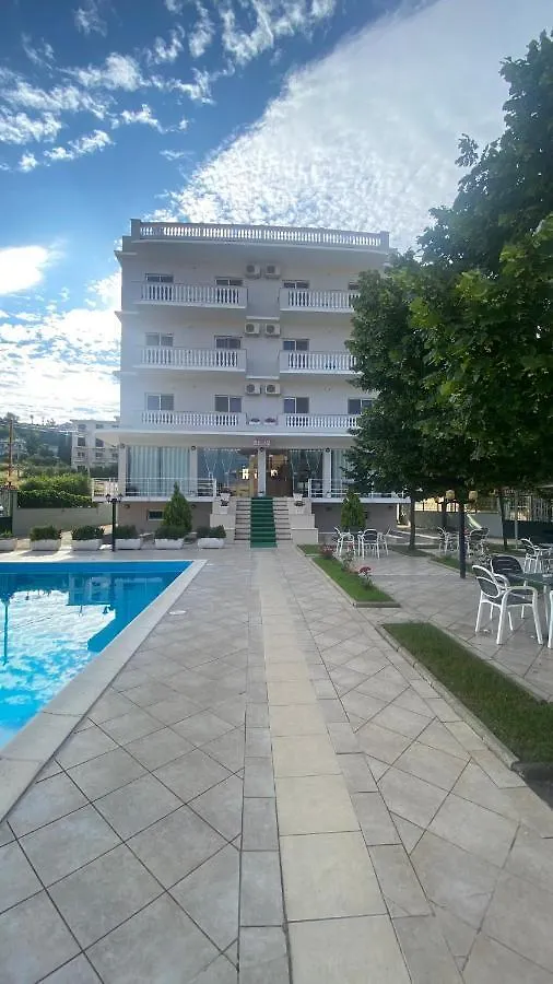 Relax Apartment & Hotel غوليم